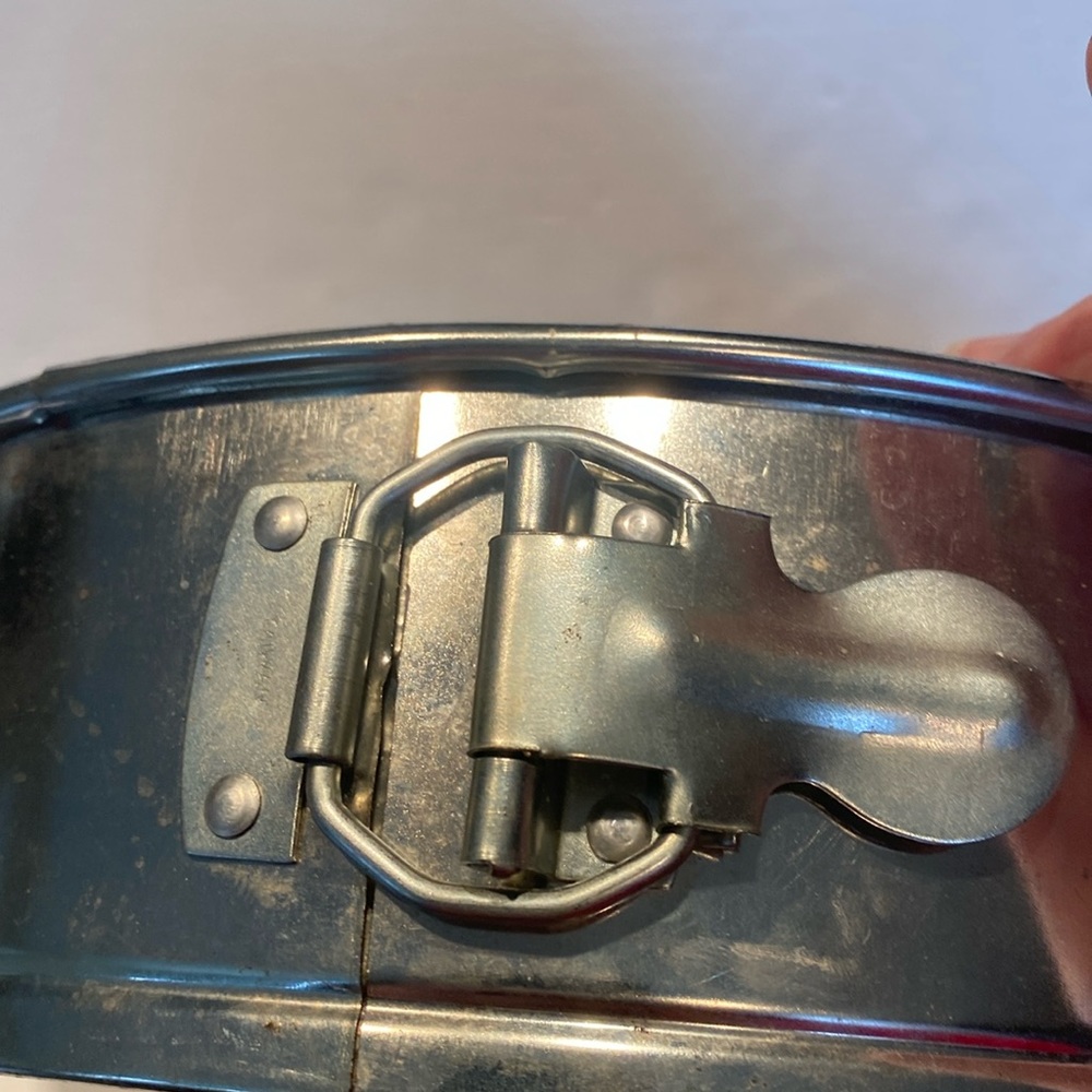 Springform Pan 10” Interior Diameter - Picture 3 of 4